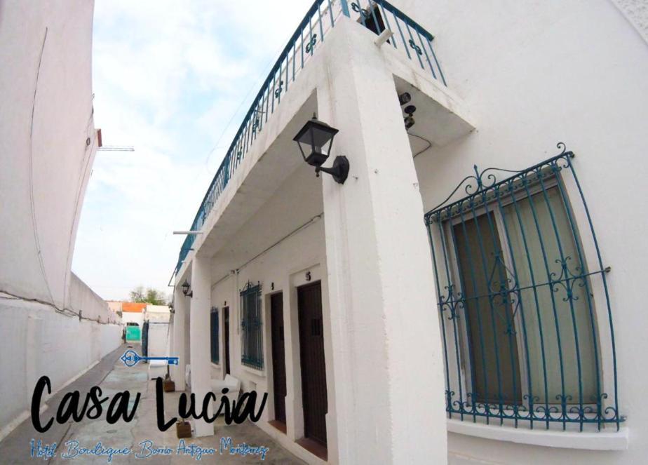 ホテル Casa Lucia モンテレー エクステリア 写真